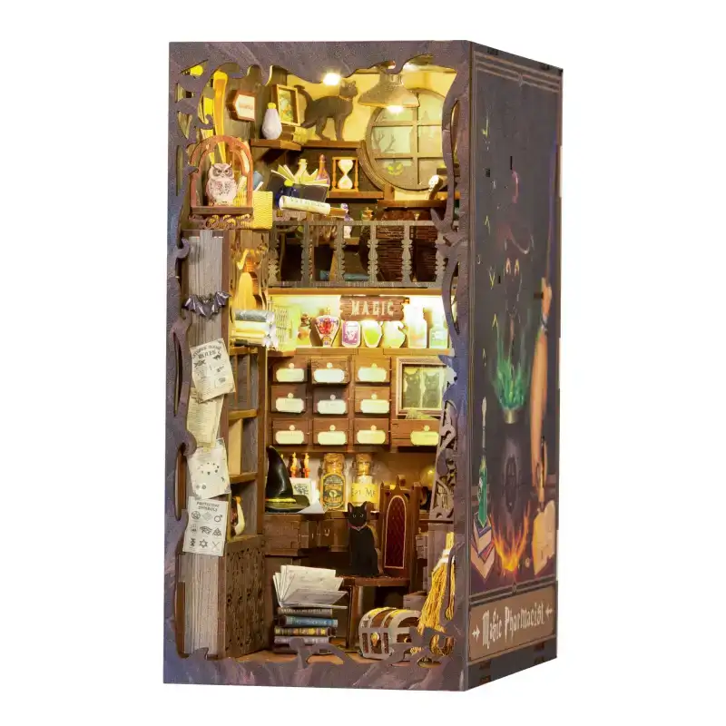 Book Nook Magic Pharmacist - Image 6