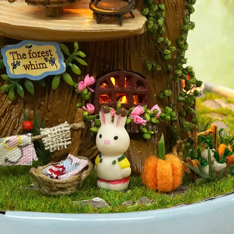 Casa Miniatura de Fantasía Forestal - Image 6