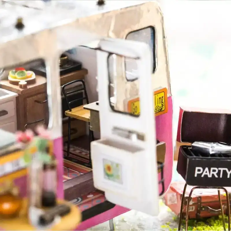 Casa Miniatura Caravana de Jane - Image 4